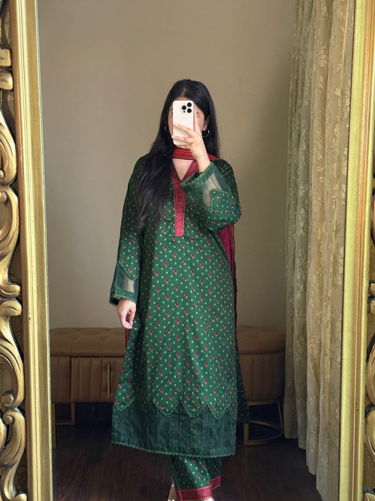 3 Piece - Printed Lawn Stitched Suit-283