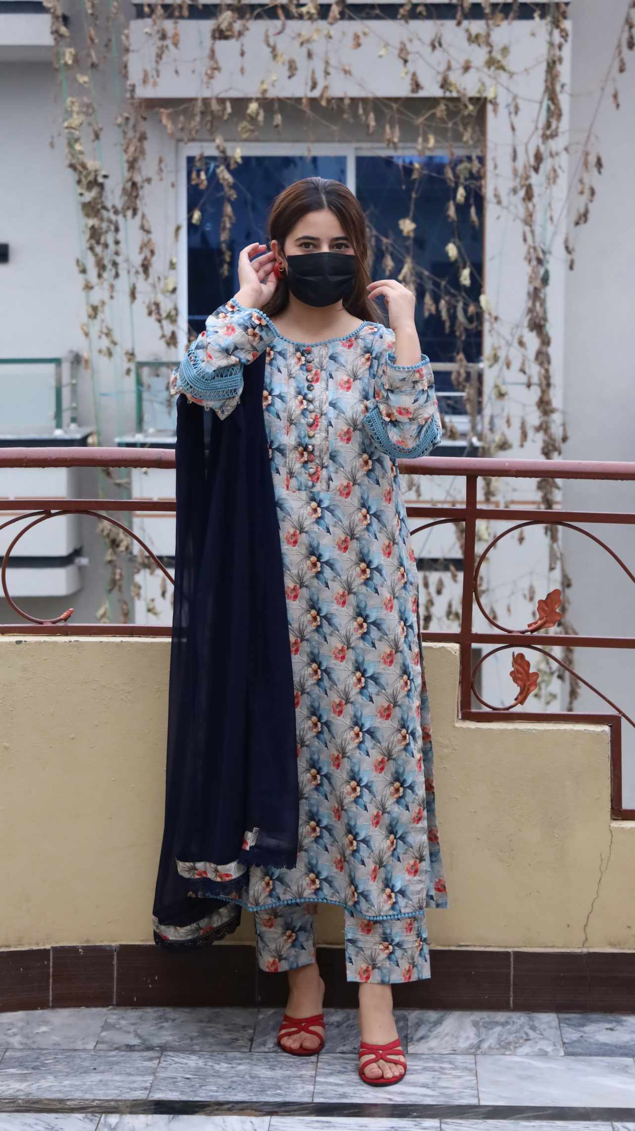 3 Piece -Bana Dora Lawn Stitched Dress - 080