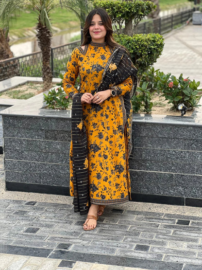 3 Piece Pure Lawn Stitched Suit –25