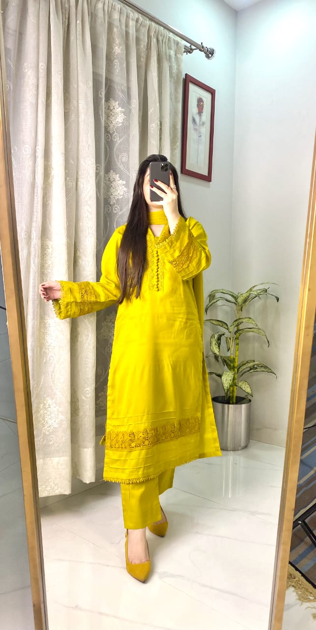 3 Piece - Lawn Stitched Dress-200