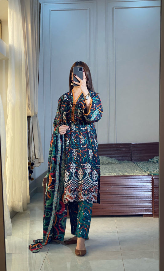 3 Piece-Embroidered Lawn Stitched Dress -121
