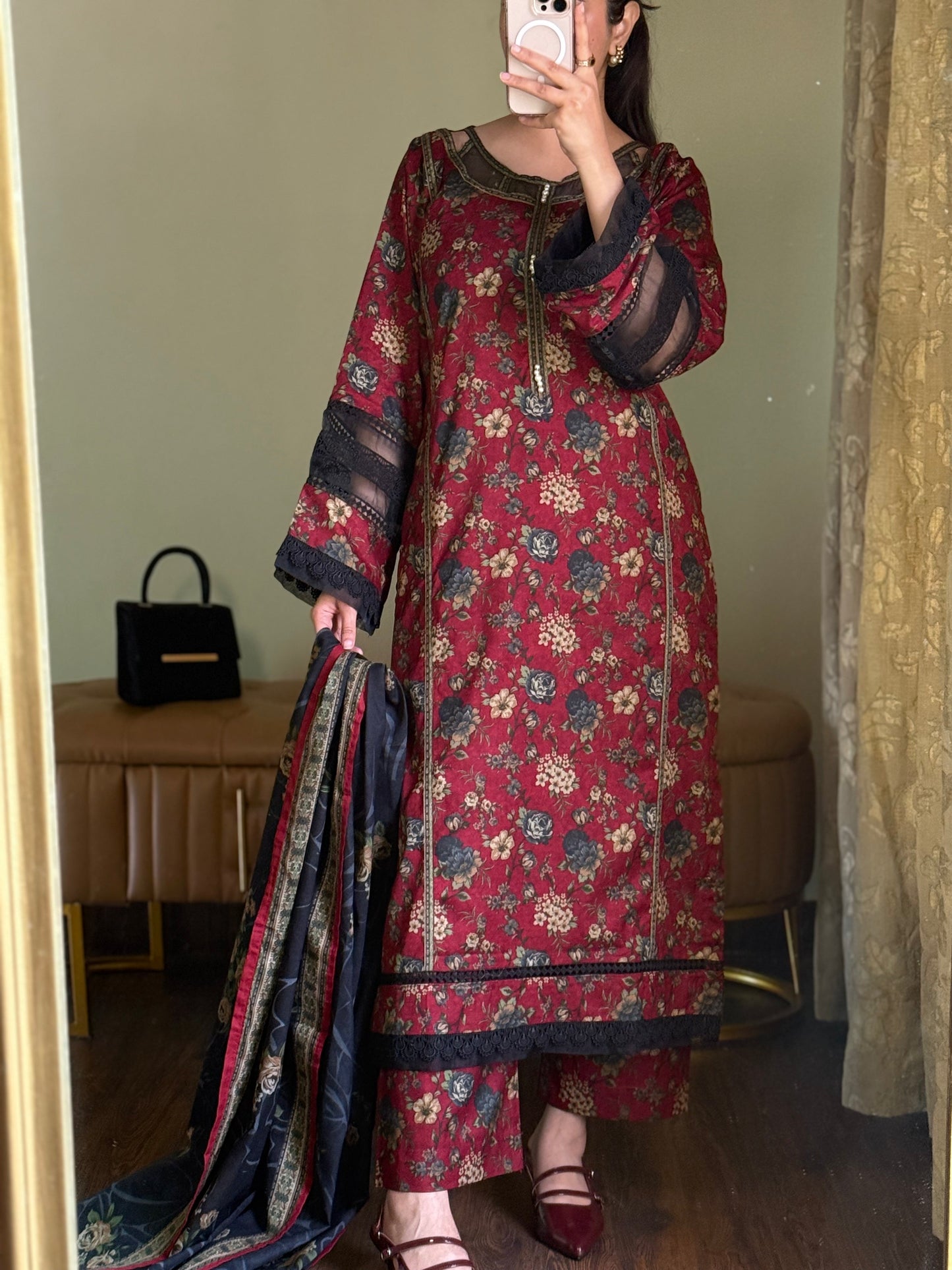 3-Piece Premium Lawn Stitched Dress -255