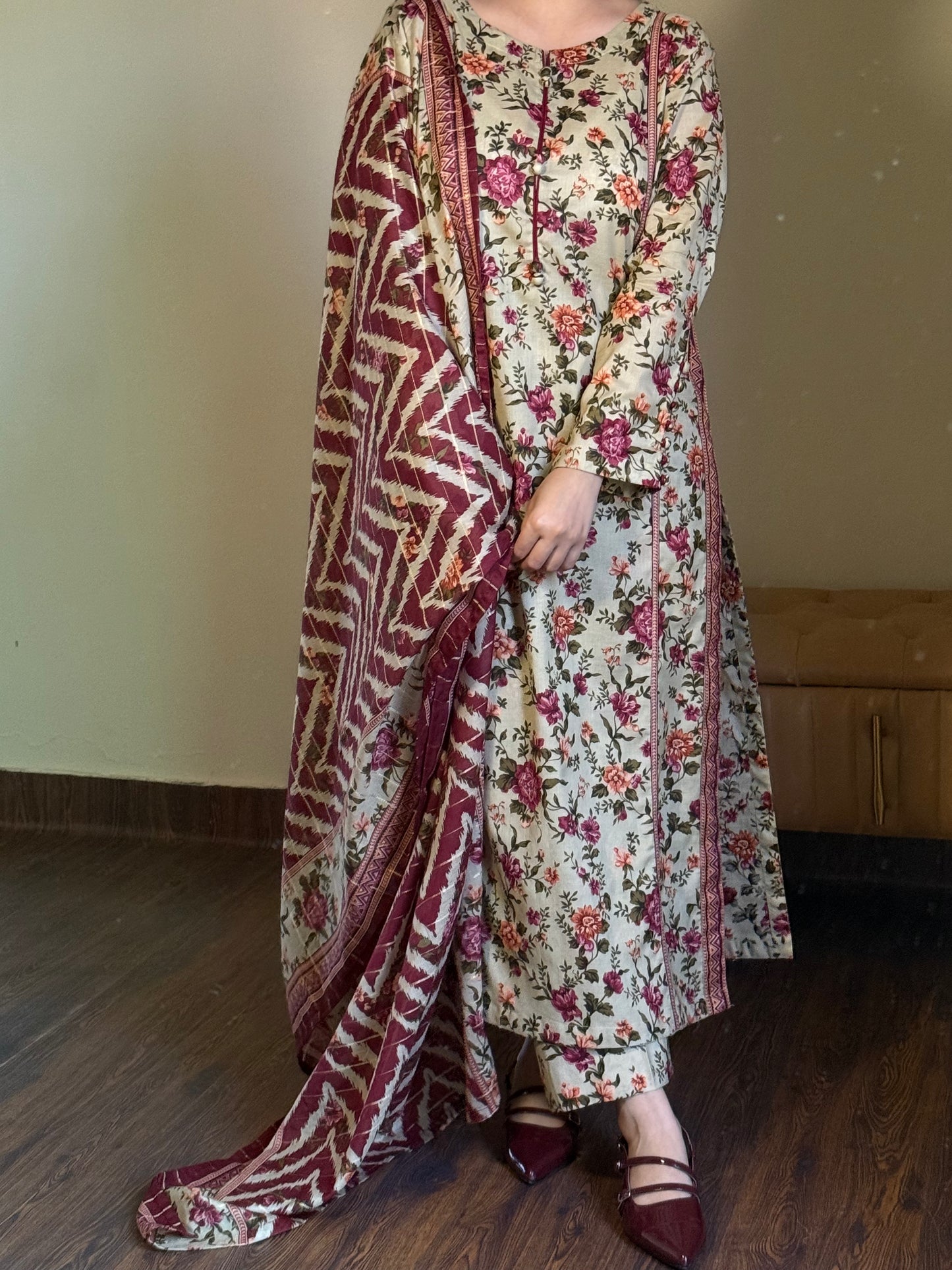 3 Piece - Printed Lawn Stitched Suit-254-B