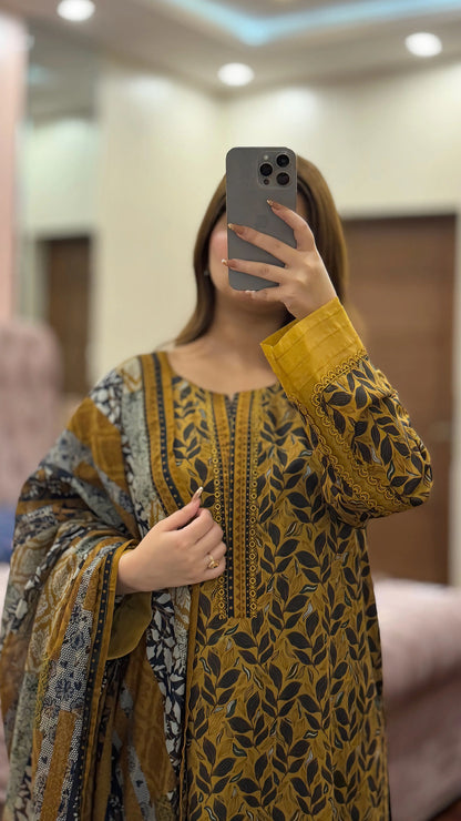 3 Piece - Printed Lawn Stitched Suit-274